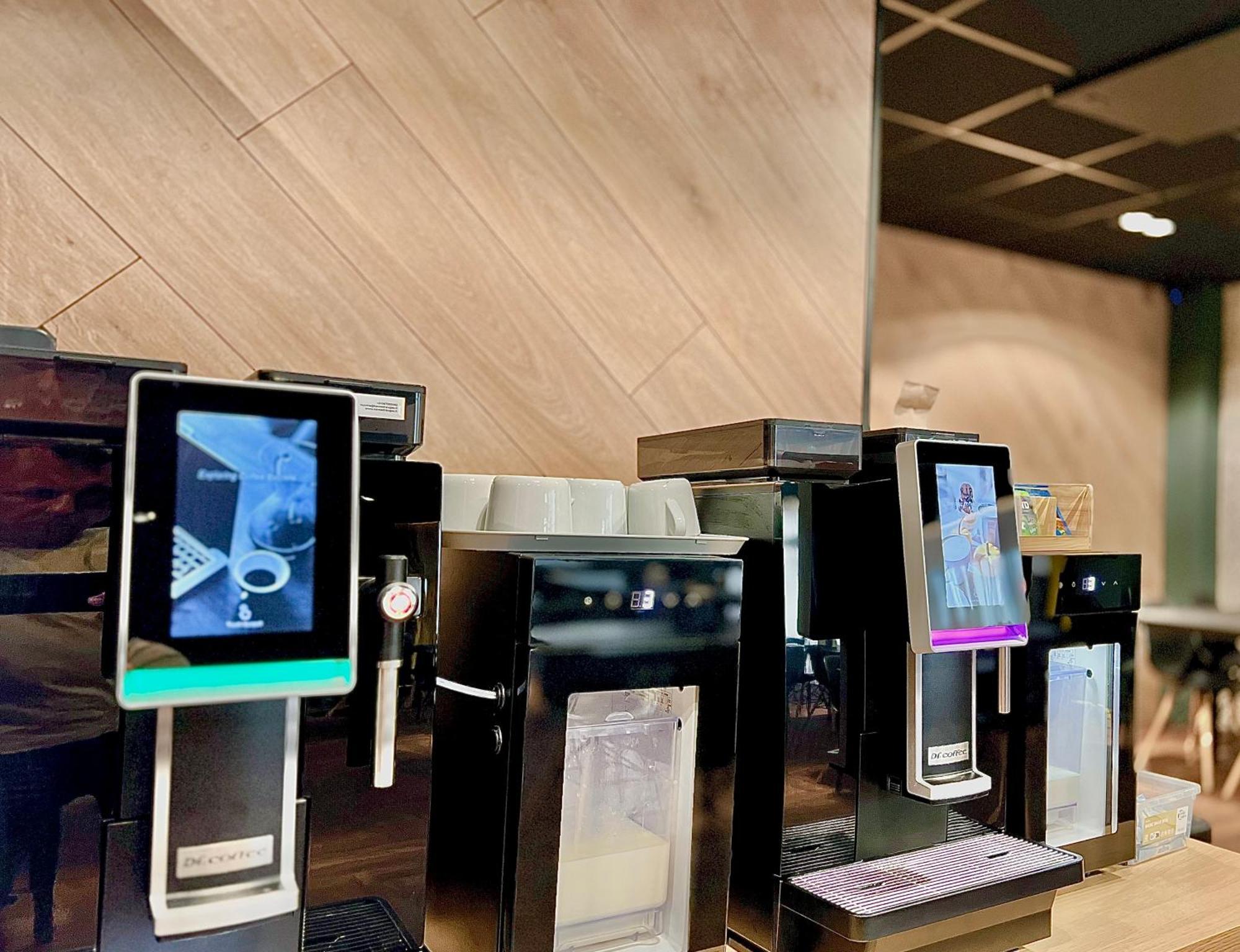 Luna Self Check-In Hotel クライペダ エクステリア 写真